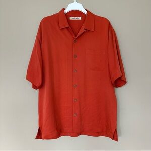 Tommy Bahama Men L 100% Silk Camp Shirt Orange Button Shirt Collared Solid Color